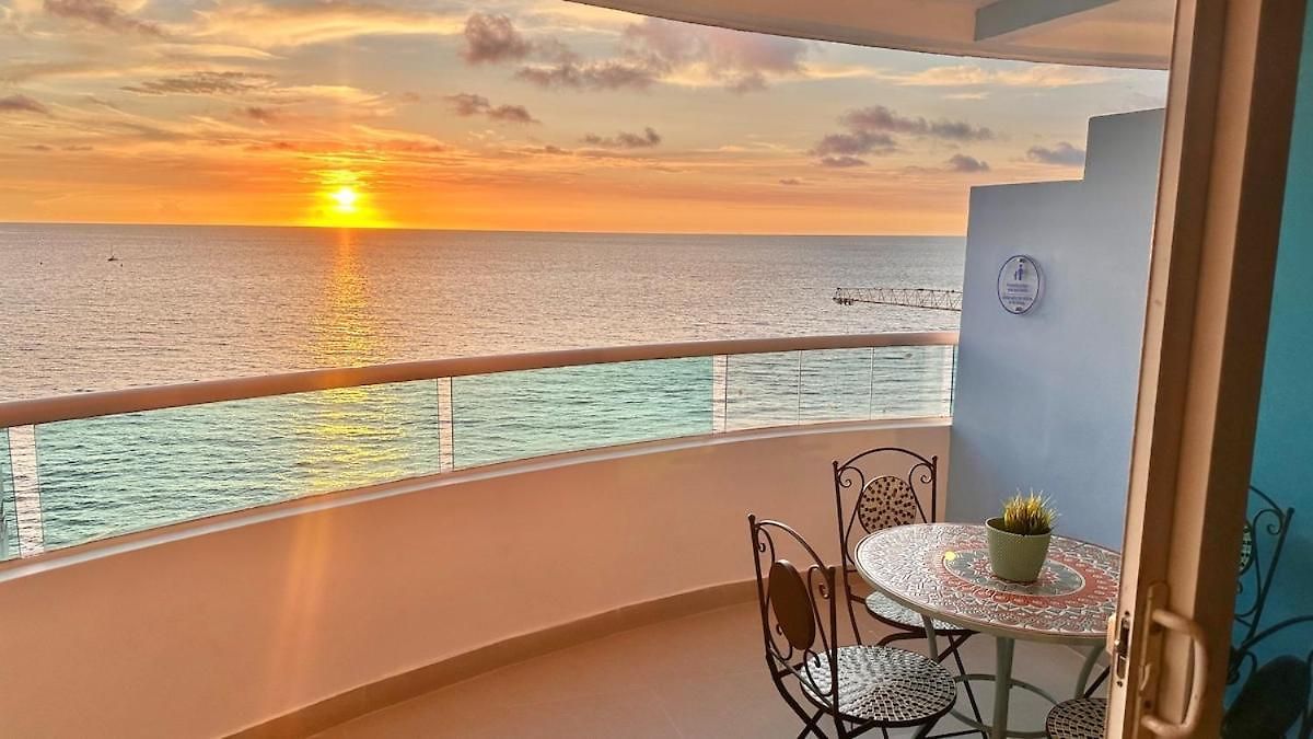Vive Al Estilo Cartagenero Frente Al Mar Y Al Apartamento