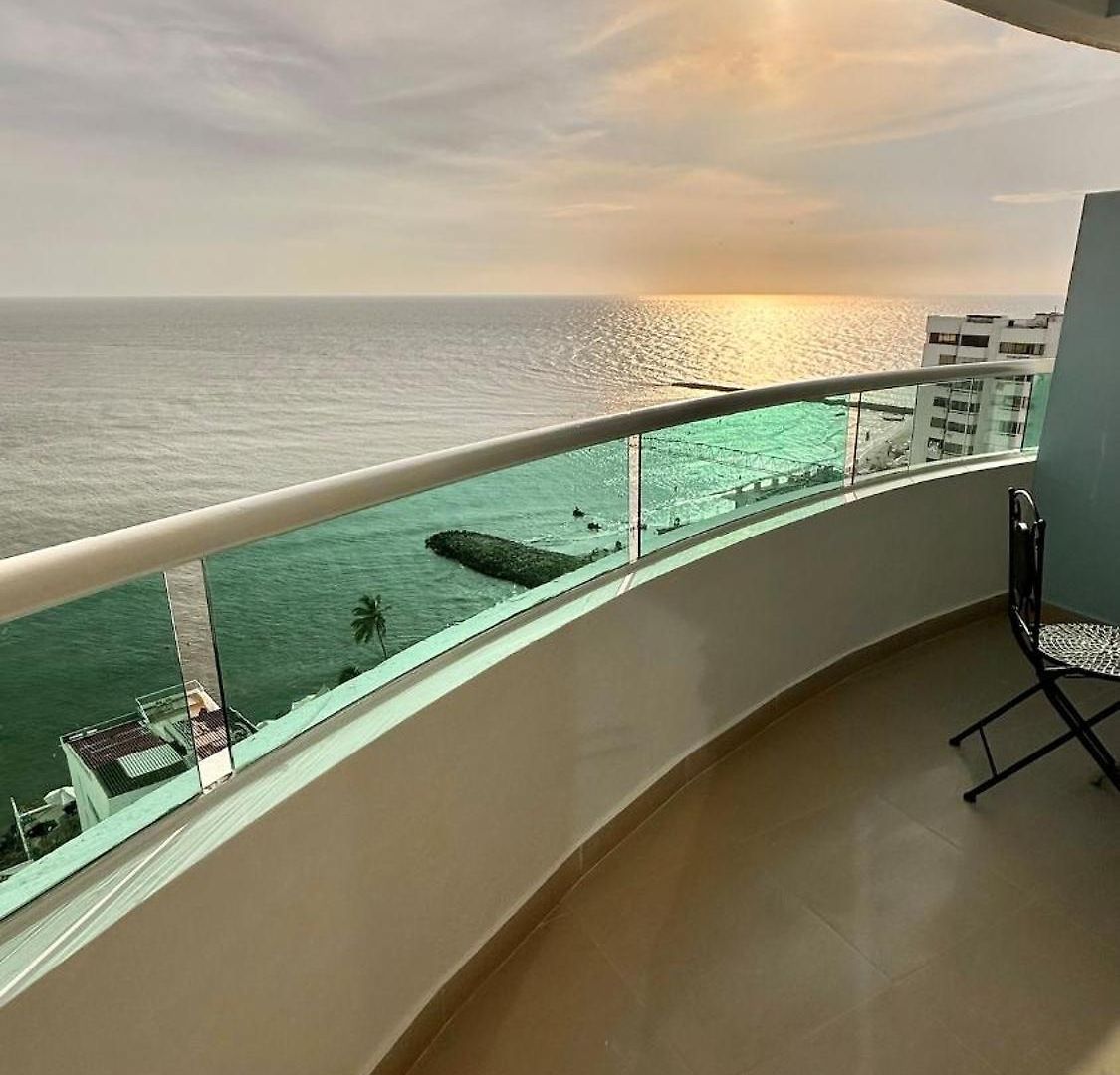 Vive Al Estilo Cartagenero Frente Al Mar Y Al Cartagena