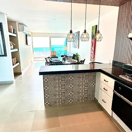 Apartamento Vive Al Estilo Cartagenero Frente Al Mar Y Al Cartagena