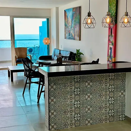 Apartamento Vive Al Estilo Cartagenero Frente Al Mar Y Al Cartagena