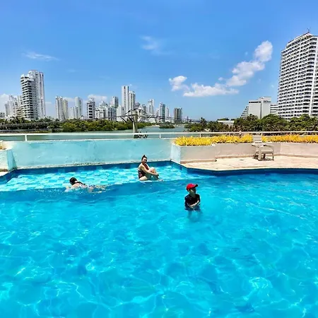 Vive Al Estilo Cartagenero Frente Al Mar Y Al Apartamento