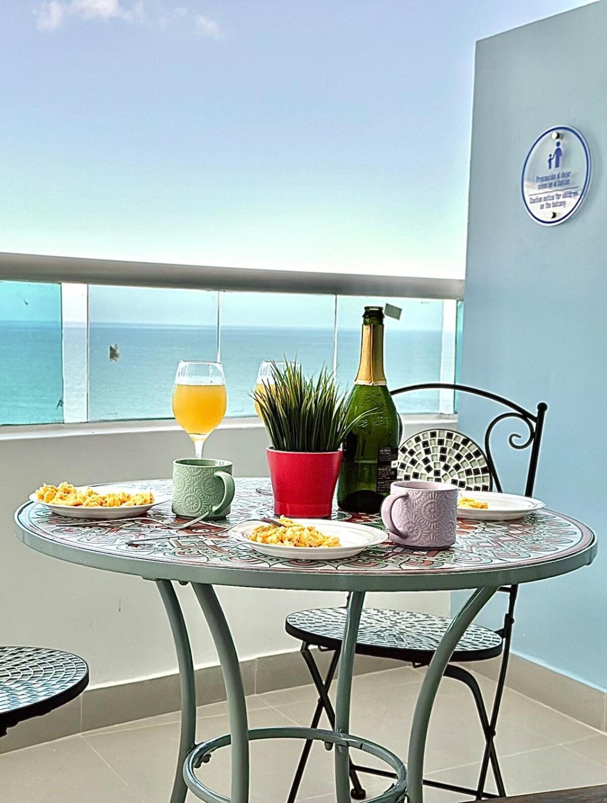 Vive Al Estilo Cartagenero Frente Al Mar Y Al * Cartagena