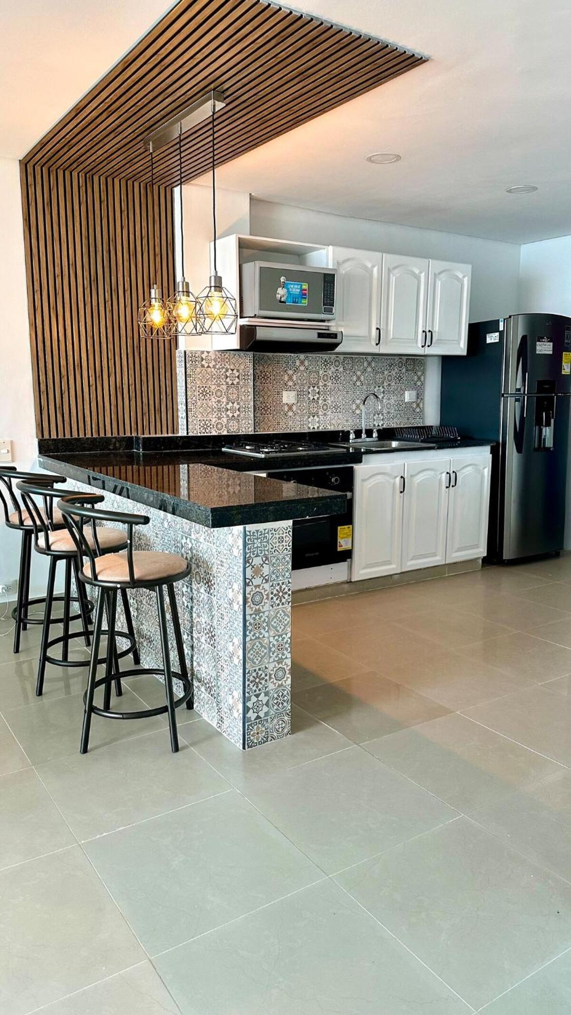 Vive Al Estilo Cartagenero Frente Al Mar Y Al Apartamento *