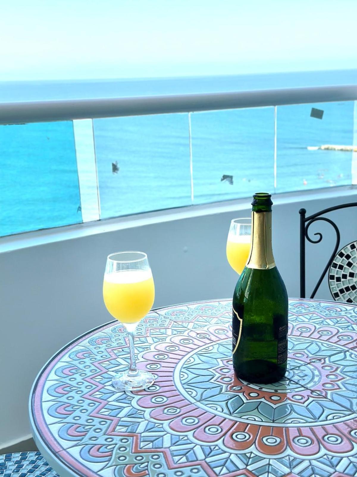 Apartamento Vive Al Estilo Cartagenero Frente Al Mar Y Al Cartagena