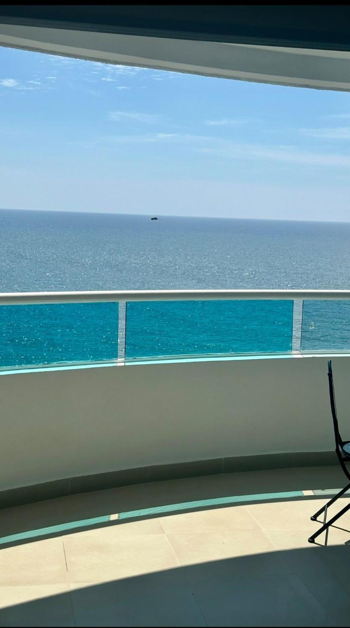 Vive Al Estilo Cartagenero Frente Al Mar Y Al *