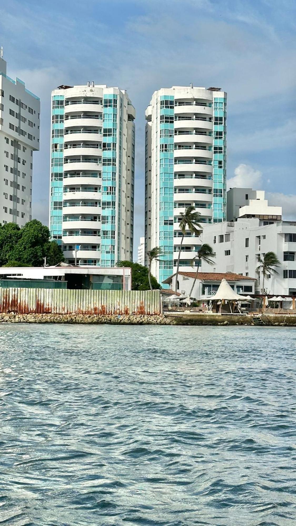 Vive Al Estilo Cartagenero Frente Al Mar Y Al Apartamento